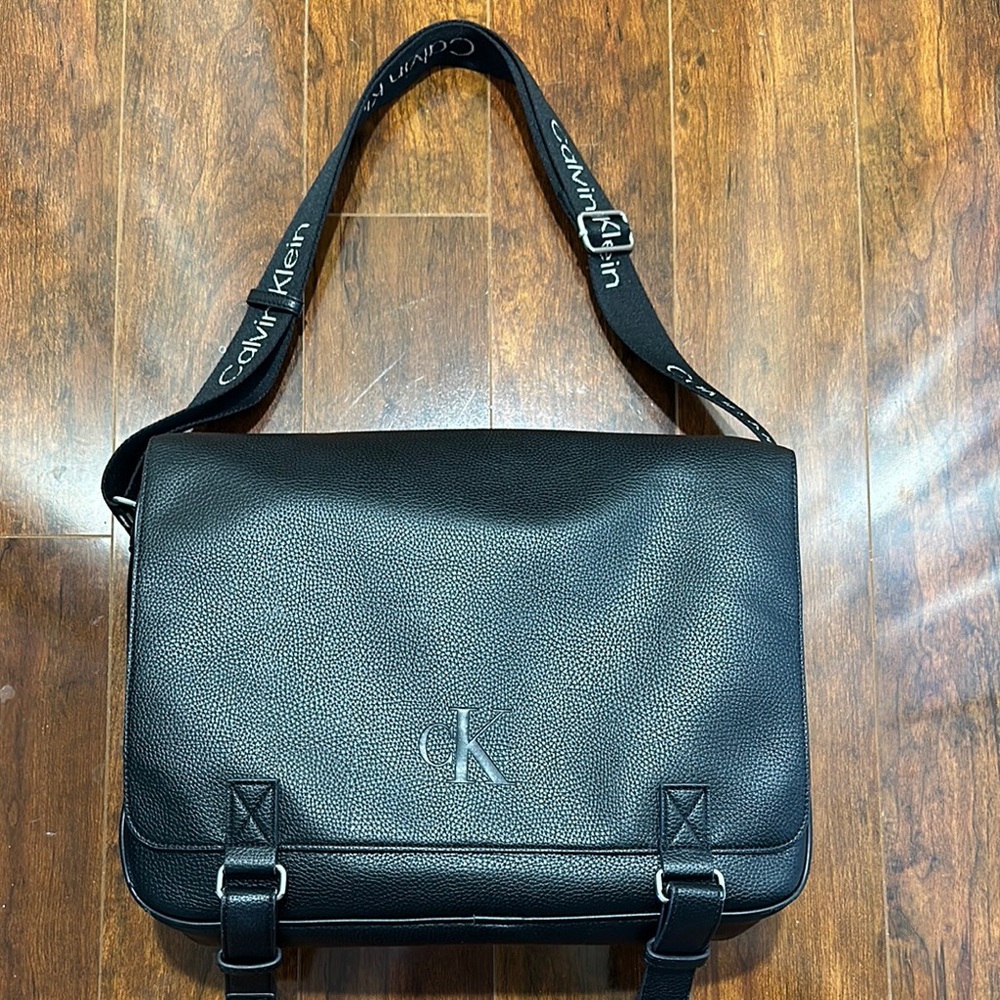 Calvin Klein Black Leather Messenger Bag with Adjustable Strap
